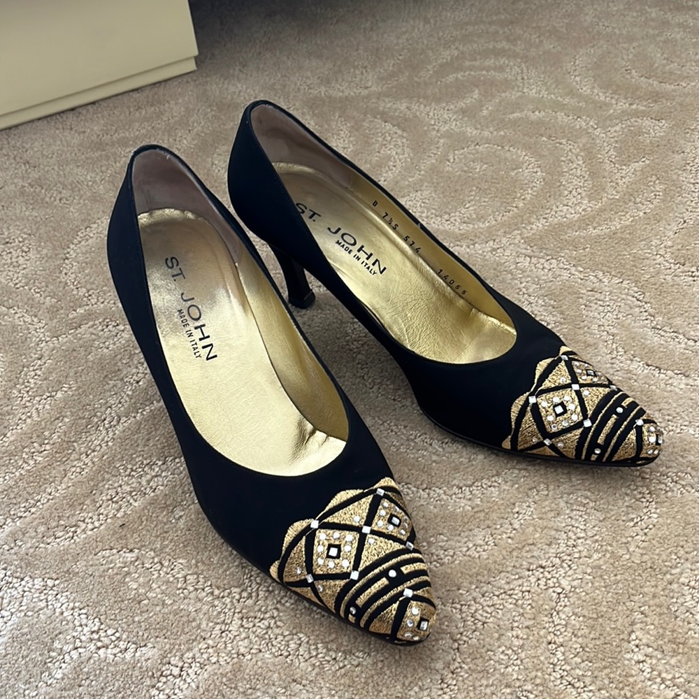 St John heels